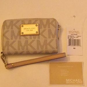 Michael Koors Wallet/Clutch